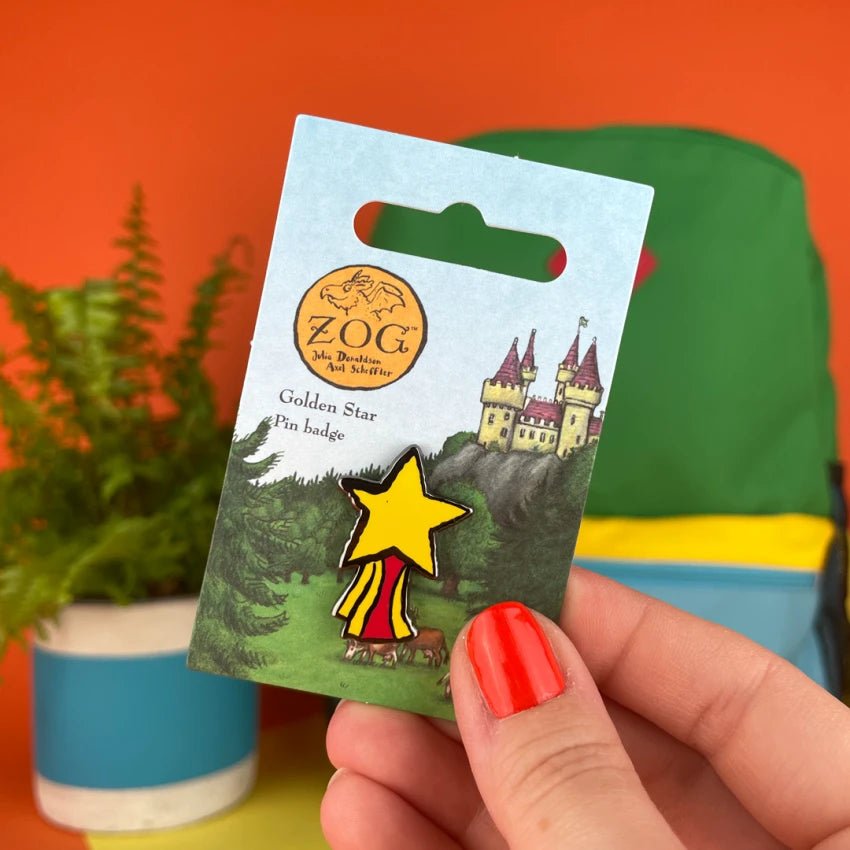 Zog Golden Star Pin Badge / Κονκάρδα Ζογκ Αστέρι - Diavazo Greek Books